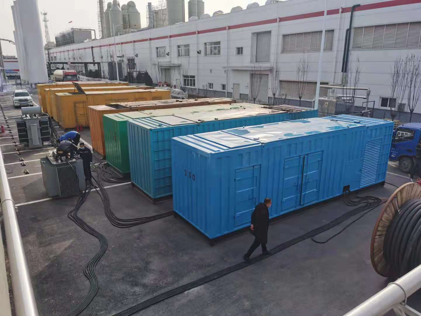 溆浦发电机出租-两相发电机与三相发电机有何区别?